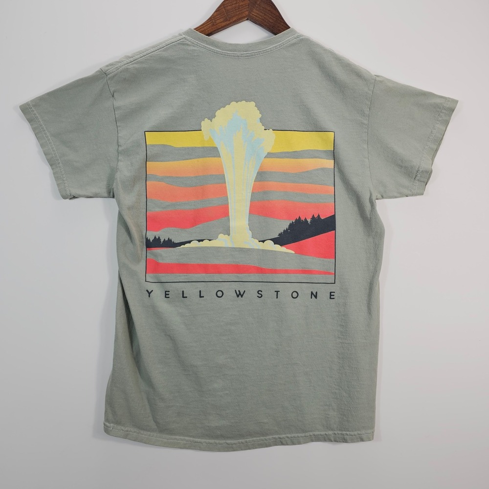 Buzz Yellowstone National Park Old Faithful Graphic T-Shirt‎ Green Small